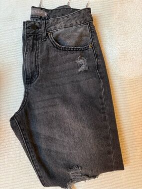 Just USA Distressed Black Cropped Jeans, Sz. 4